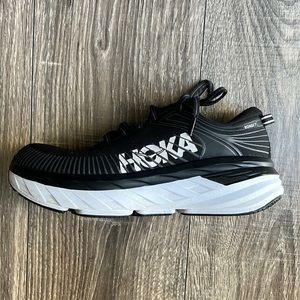 “ LEFT SHOE ONLY “ HOKA One One Bondi 7 sneaker . ONLY ONE SHOE